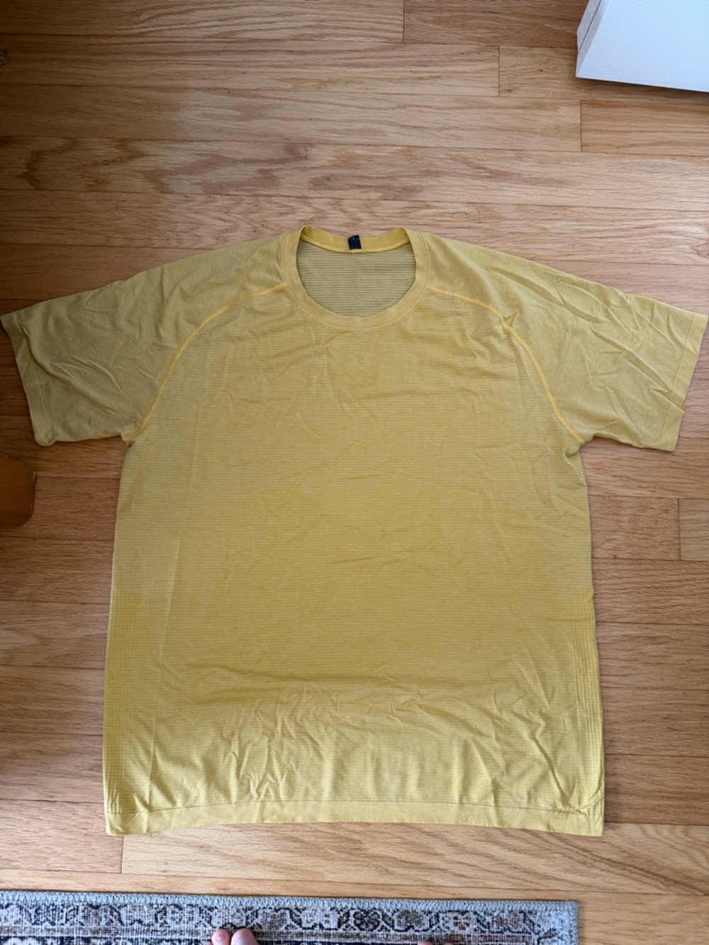 lululemon athletica Yellow Short Sleeve Crewneck Tee
